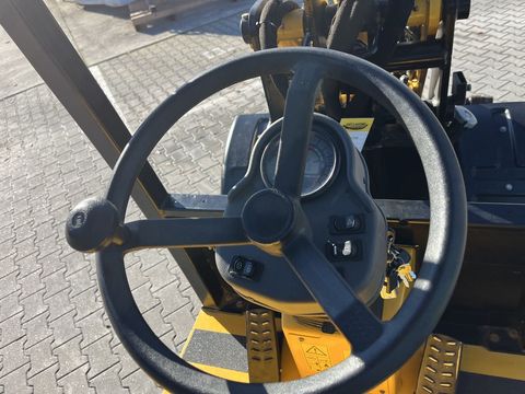 [3379-6406153-16.jpg]