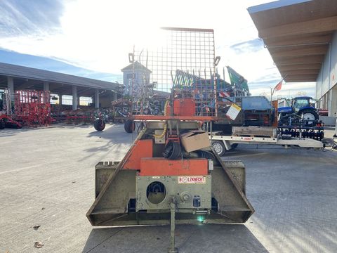 [3379-6406351-5.jpg]