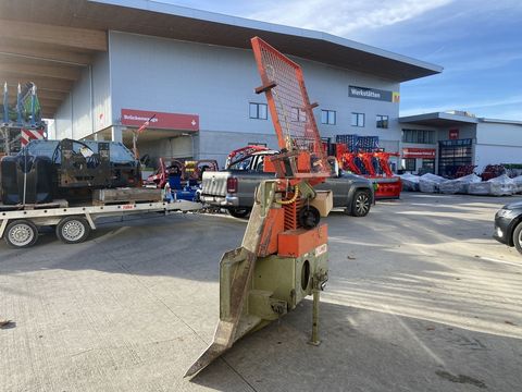 [3379-6406351-6.jpg]