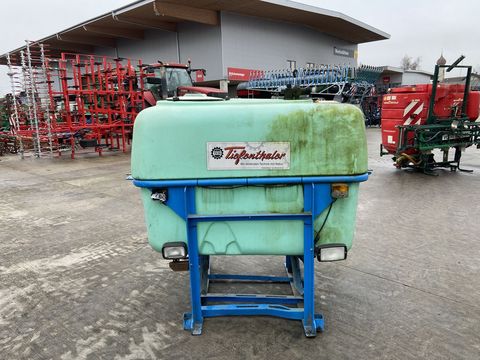 [3379-6495617-10.jpg]