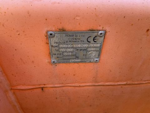 [3379-6518904-8.jpg]