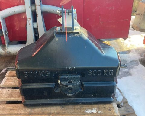 [3379-6660230-5.jpg]