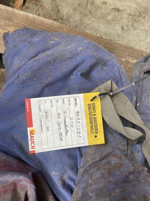 [3379-6664219-0.jpg]