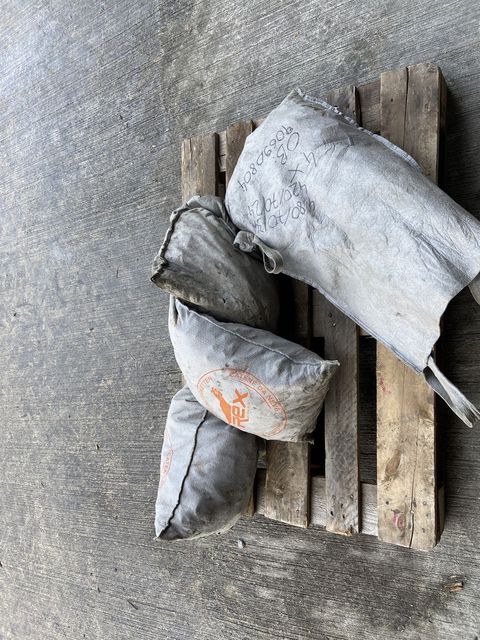 [3379-6664281-1.jpg]