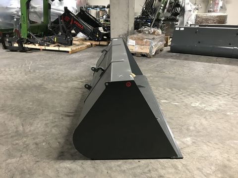 [3379-6666774-6.jpg]