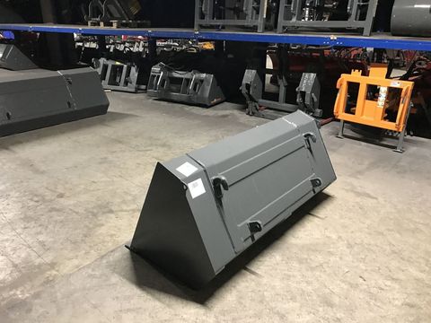 [3379-6666806-5.jpg]