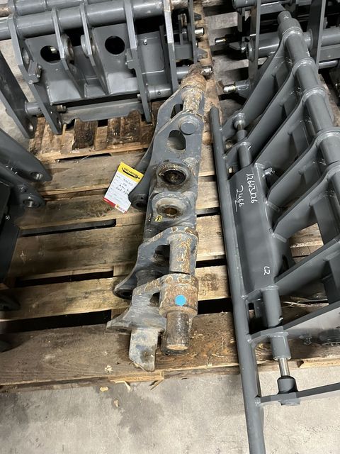 [3379-6667492-2.jpg]