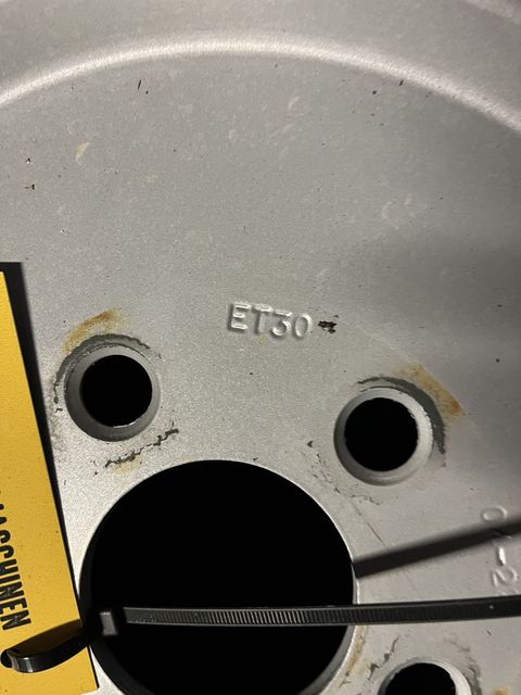 [3379-6667508-5.jpg]