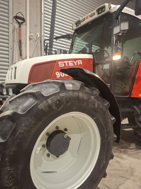 [3379-6682339-2.jpg]