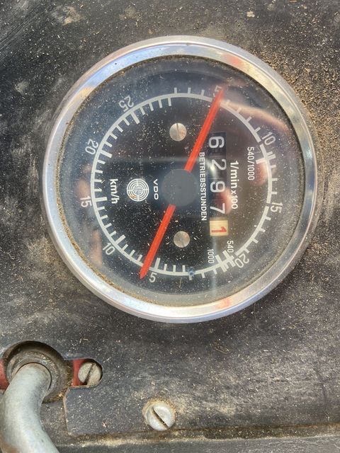 [3379-6703418-11.jpg]