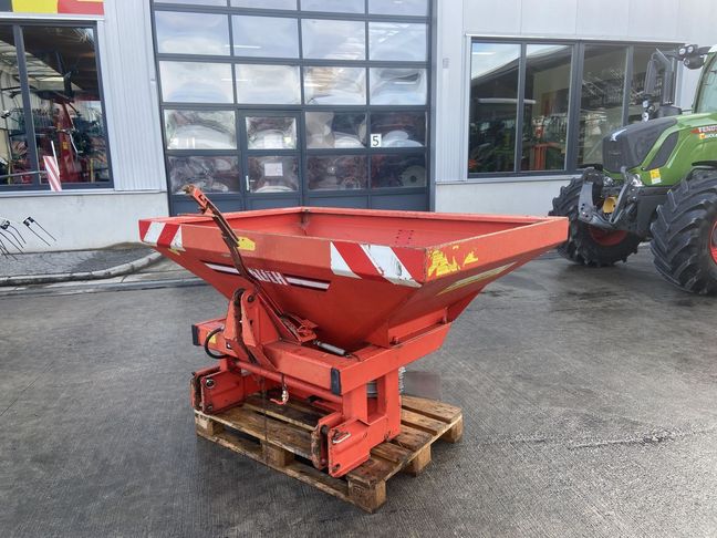 [3379-6712246-0_1.jpg]