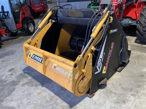 [3379-6725293-6.jpg]