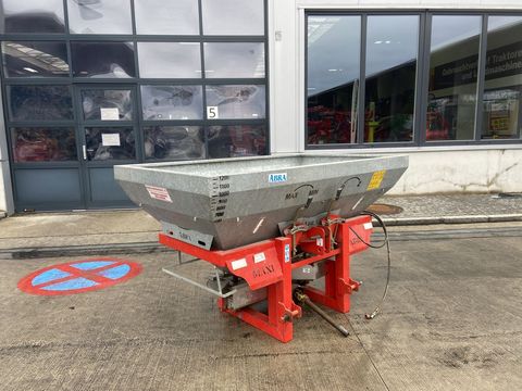 [3379-6746156-0.jpg]