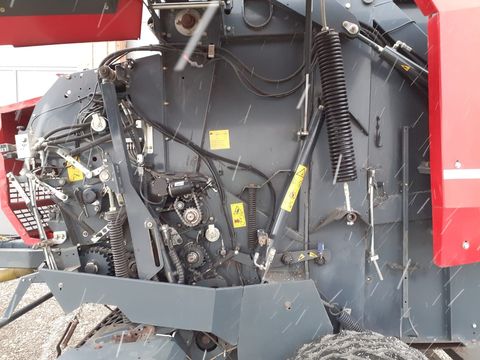 [3379-6747861-5.jpg]