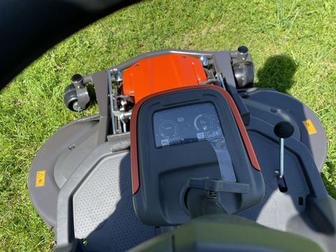 [3379-6822596-4.jpg]