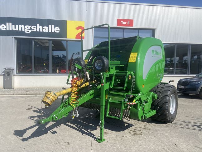 [3379-6832067-0_1.jpg]