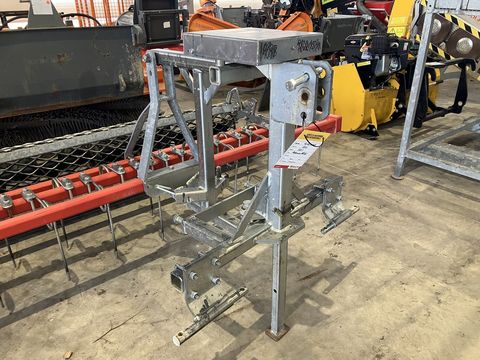 [3379-6870823-6.jpg]