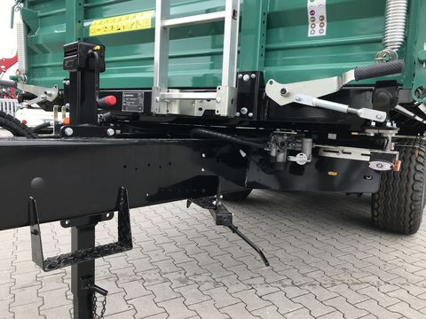 [3379-6874812-9.jpg]