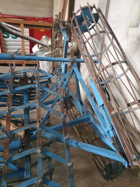 [3379-6874874-0.jpg]