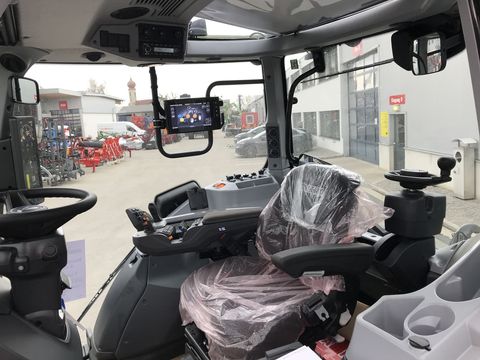 [3379-6883520-10.jpg]