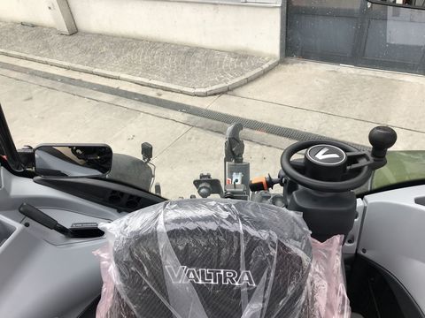 [3379-6883520-12.jpg]