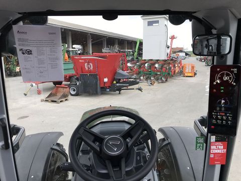 [3379-6883520-14.jpg]