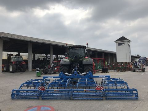 [3379-6883555-7.jpg]