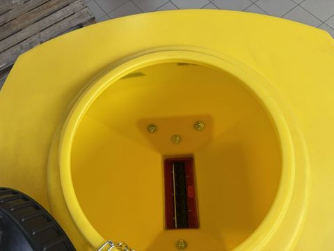 [3379-7194619-11.jpg]