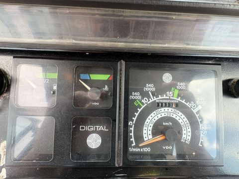 [3379-7255014-11.jpg]