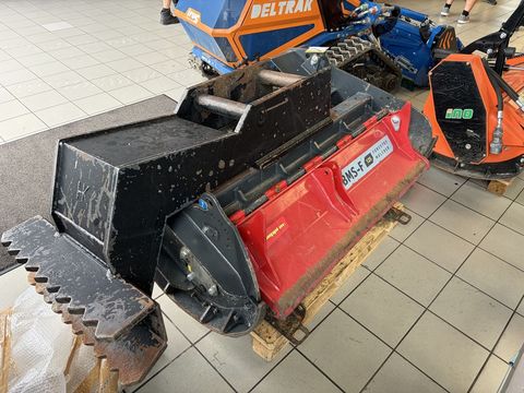 [3379-7455883-4.jpg]