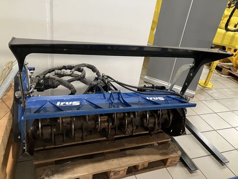 [3379-7528117-1.jpg]
