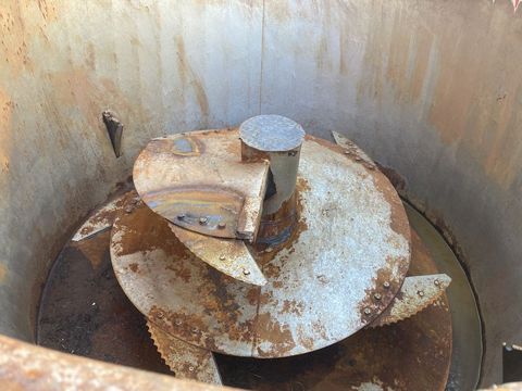 [3383-2916398-11.jpg]