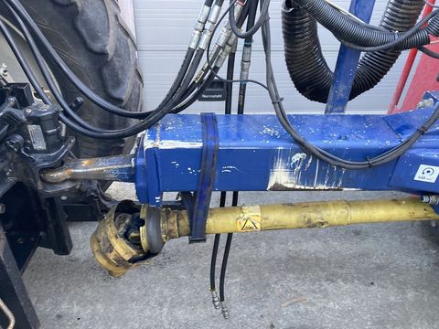 [3383-2916398-4.jpg]