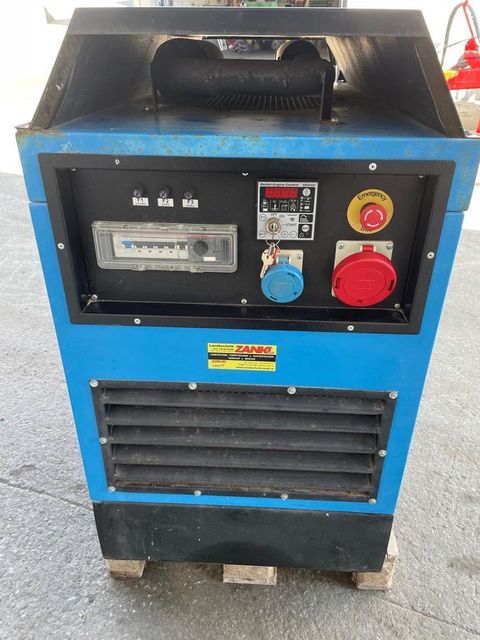 [3383-3449292-2.jpg]