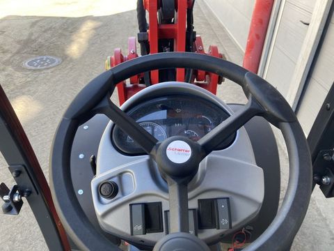 [3383-4085371-12.jpg]