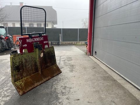 [3383-4122349-27.jpg]