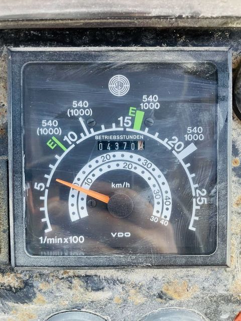 [3383-5516655-27.jpg]