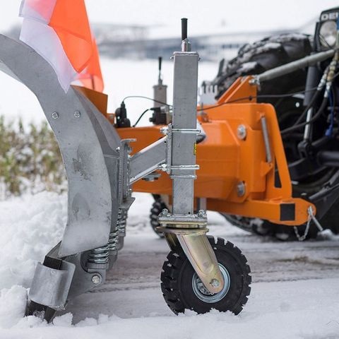 [3383-5638546-28.jpg]