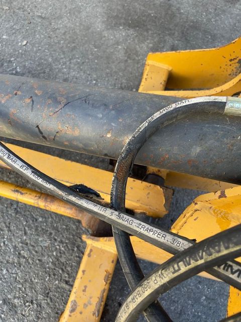 [3383-6285798-6.jpg]