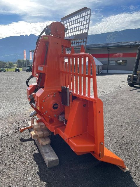 [3383-6293759-10.jpg]