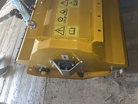 [3383-6477861-12.jpg]