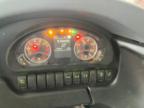 [3383-6477897-10.jpg]