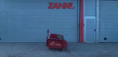 [3383-6753342-13.jpg]