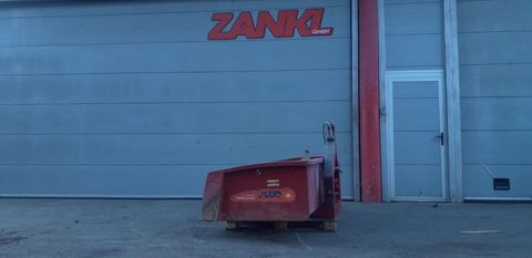 [3383-6753342-8.jpg]