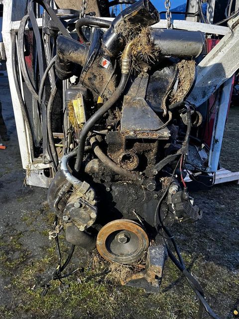 [3383-6753392-1.jpg]