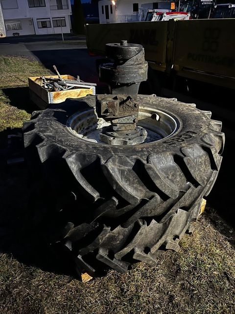 [3383-6753392-12.jpg]