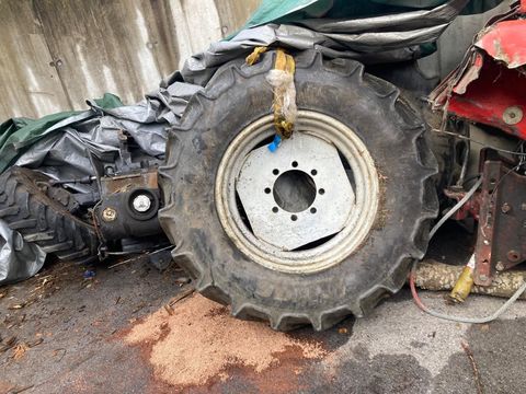 [3383-6753392-23.jpg]