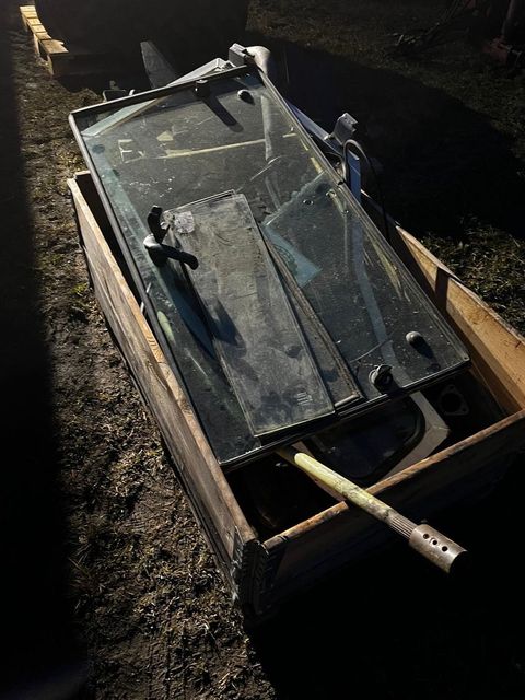 [3383-6753392-9.jpg]