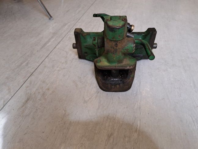 [3471-4389389-0_1.jpg]