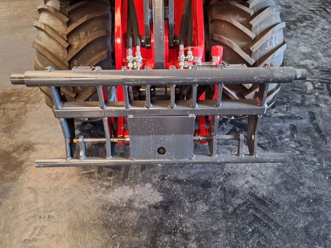 [3489-4278833-5.jpg]